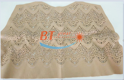 皮革布料鏤空雕刻、打標(biāo).jpg